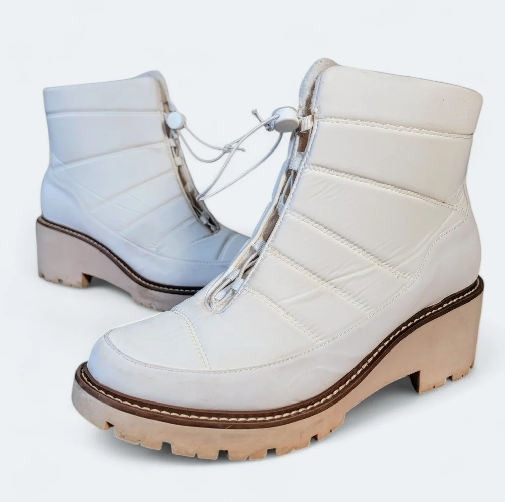 Blondo Daisy White Quilted Waterproof Ankle Boots Size 10
